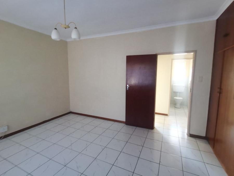 To Let 3 Bedroom Property for Rent in Kabega Park Eastern Cape